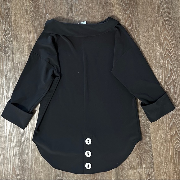 Joseph Ribkoff Shirt
Womens size 8 Black Tunic Neutral Artsy
Lagenlook NWT - Picture 7 of 10